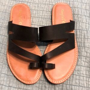 Cute black sandal